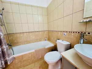 Sea View Family Apartment with Pool