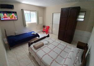 Básico e funcional, com 2 ambientes, sem fogão, com garagem, zona nobre, perto do clube brilhante