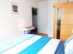 Apt 2-3 chambres en toute intimité, 2 parkings, wifi inclus