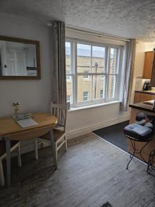 Havisham Studio Flat Rochester ME1 1XZ