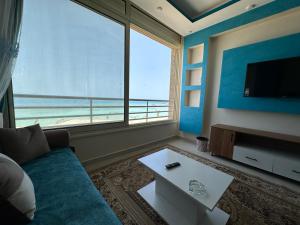 كورنيش القيادات