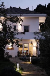 L'Amarena Garden House
