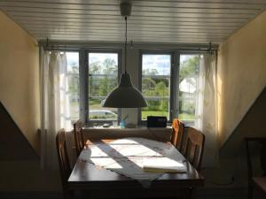 Eternellgårdens Lägenhet, Stenshuvudsvägen , Kivik