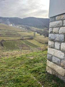 Dedina kuća pod Mučnjem