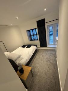 Entire house, close to central Bristol