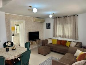 Ines House
