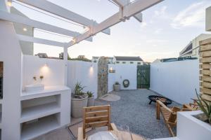 Ohana Retreat - Unbeatable Location - Sea Views