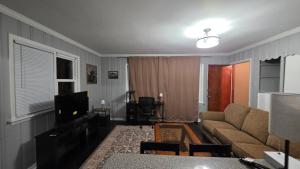 1 Bedroom apartment in downtown Crown Point