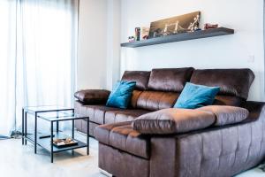 Granada capital next to Albaicín, free parking