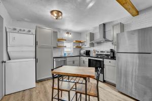 Near Boomer Lake & OSU - Relaxing Retreat