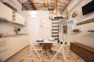 HABEMUS DOMUM! Il monolocale perfetto per voi