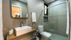 Studio 150m do mar | Ar | Piscina | Aceita Pet