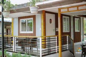 Isla Enriqueta - Private Beach Resort