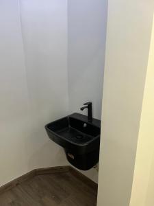 شقة فاخرة غرفتين نوم ماستر مع صالة