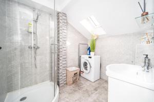 Bloc nou cu parcare privata - Hella apartament