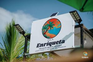 Isla Enriqueta - Private Beach Resort