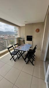 Lindo apto com vista para o mar