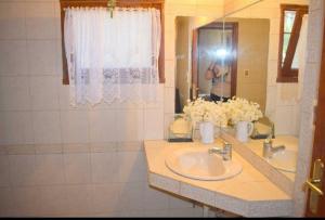 Les Hirondelles Private Room