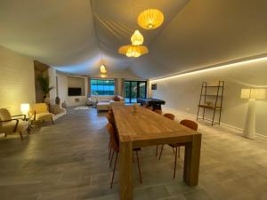 Bubbles & Balance - with private pool, jacuzzi and sauna