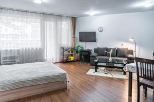 Royal Towers Mountain View