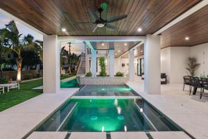 Point of Paradise - 7007