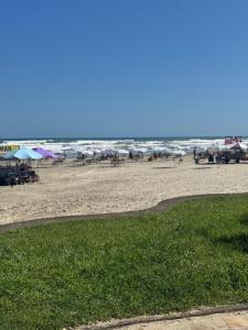 Foot in the sand apartment Praia Grande Caiçara