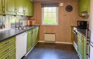 3 Bedroom Beautiful Home In Oksbøl