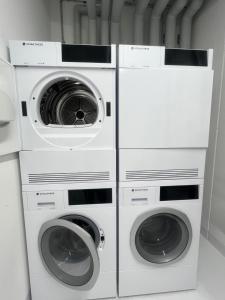 Modern Living, Luxe Studio Zurich