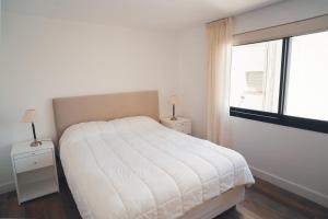 Check and Home - Casino - 4 Huéspedes a Estrenar con Vista a la Plaza Colón y al Mar