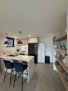 Central Coast The Gosford Modern Nest Single Room lobby