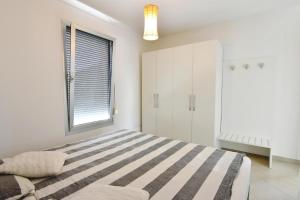 Apartments with parking space Umag - 22521