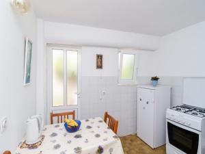 Apartment Olga - Studio Apartment with Terrace