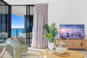 Oracle Resort Lvl 22 Beach Views