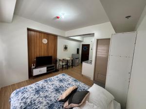 Mels Place at Tulip Garden Condominium Southwoods