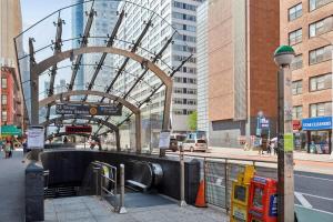 Stylish 2-Bedroom Apartment in the Upper East Side