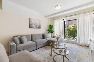 Chic 3BR 2BA West Village Apt with Private Oasis