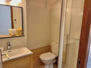 Duplex ski aux pieds 4 pers avec parking à Méribel - FR-1-688-102