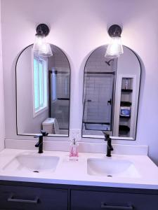 Cozy Belleville Retreat Near DT & Waterfront