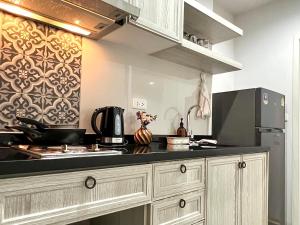 1BR Apartment with Rooftop Pool - The Base Height Phuket town