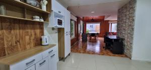 Casa en el centro de llanquihue, hasta 10 personas