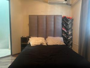 HABITACIÓN AMPLIA y EQUIPADA