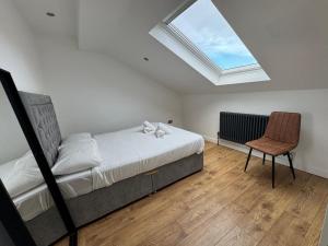 Oxfords Nest - 10 Guests 7 Beds 15 Centre