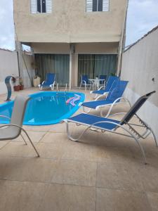 Casa com Piscina da Treze - 600m da Praia - Guarujá Enseada