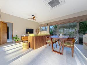 Villa Souimanga 2Bed Balinese style Garden & Pool