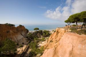 Praia de Falésia, PO Box 644, 8200-909 Albufeira, Portugal.