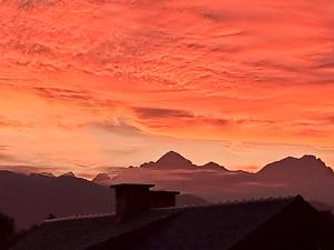 ANMARI Apartment & Rooms