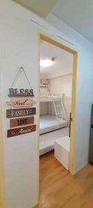 Cozy 2BR Seabreeze Suites Stunning Pool View, Near the Airport & Samal Island