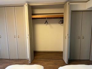 祇園四条駅から歩いて3分ベッド3台3階部分エレベーター無し