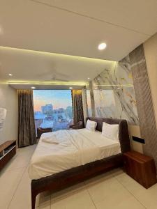 Hotel Amora Royale