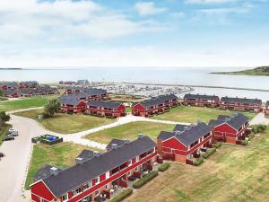 5 person holiday home on a holiday park in Lemvig